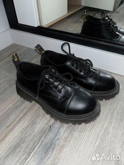 Полуботинки женские 38 размер
