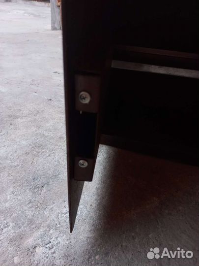 Сейф металлический