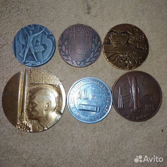 Настольные медали