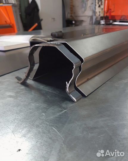 Кузовной порог Mazda Demio DW