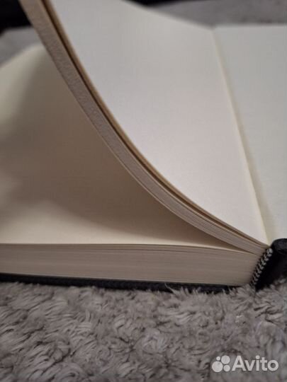 Скетчбук a4 110 листов новый