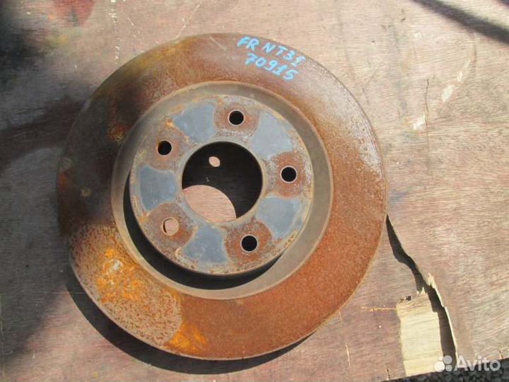 Тормозной диск передний Nissan Xtrail NT31 MR20DE