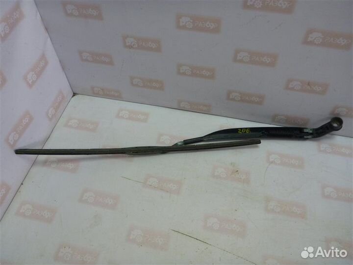 Поводок стеклоочистителя передний левый Lexus