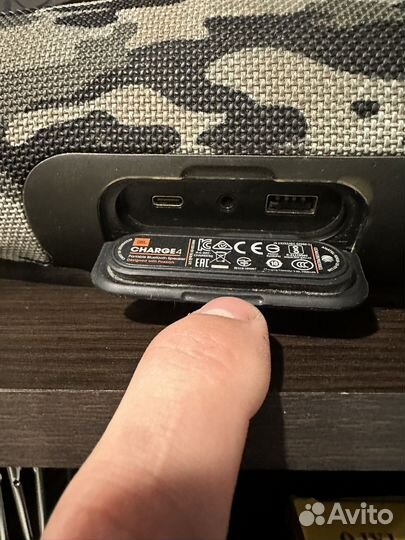 Колонка Jbl charge 4