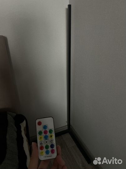 Светильник напольный