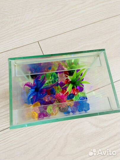 Продам аквариум, объем 1,5 литта