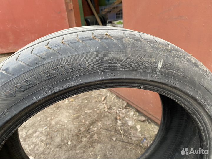 Vredestein Ultrac Cento 215/45 R19 93Y