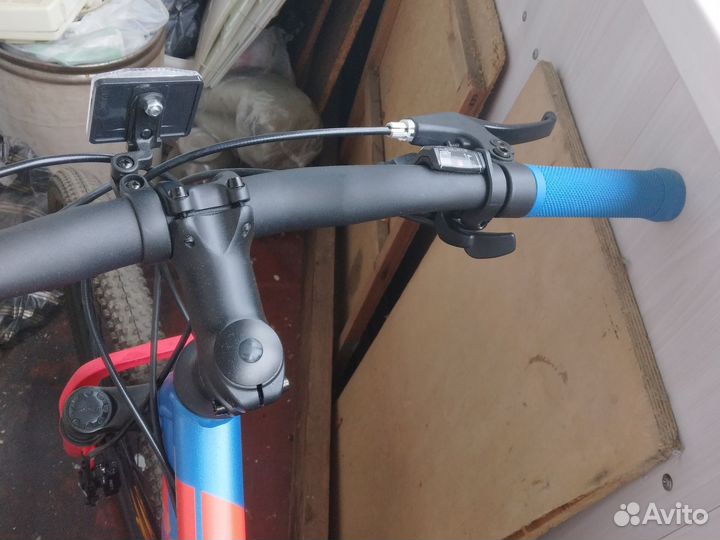 Велосипед горный скоростной