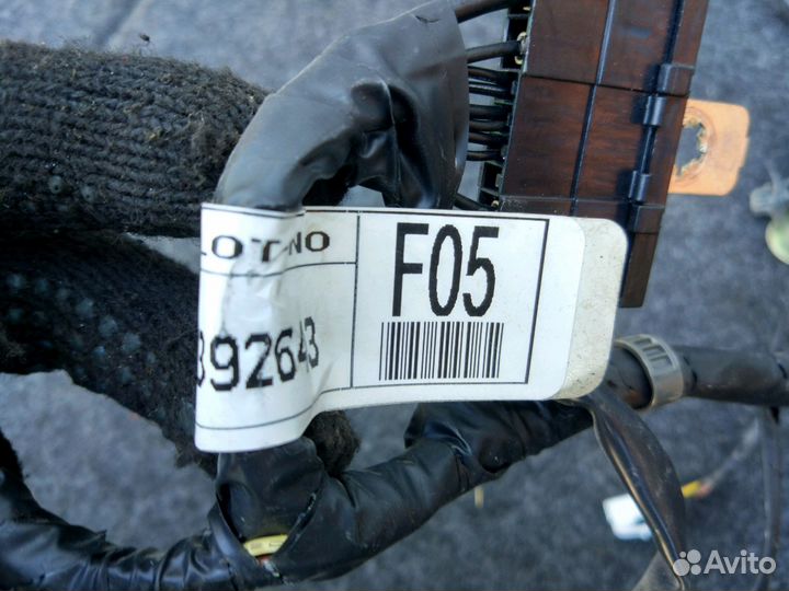 Провода крышки багажника Хендай Элантра 3 хетчбек