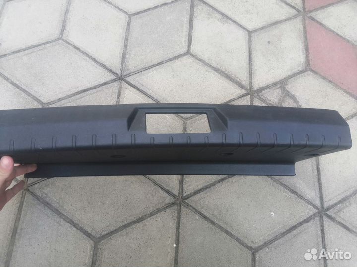 Пластик багажника geely emgrand ec7