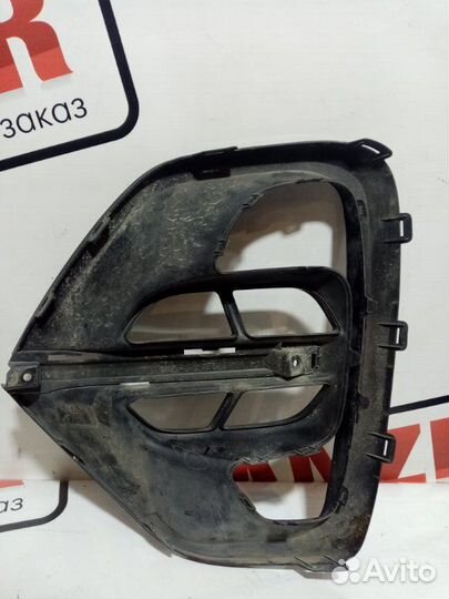 Решетка в бампер правая правая Kia Sportage 4