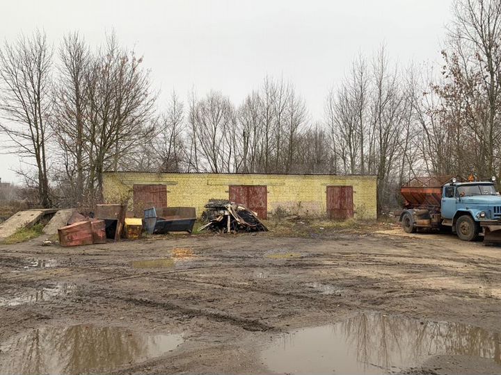 Гараж, > 30 м²