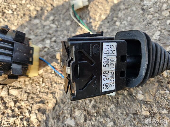 Подрулевой переключатель света Chevrolet Spark M