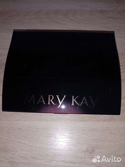 Палетка для теней Мери Кей