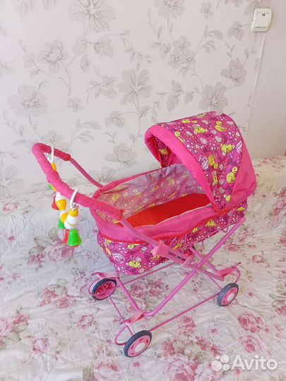 Кукольная коляска для куклы