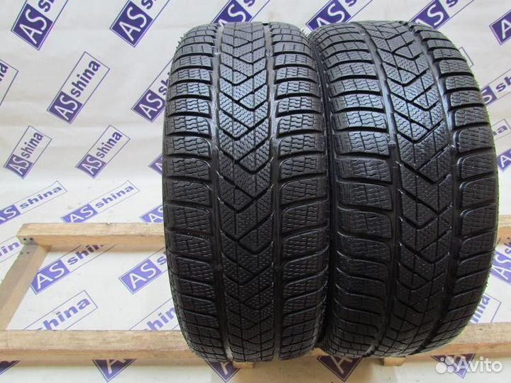 Pirelli Winter Sottozero 3 225/40 R19 99G