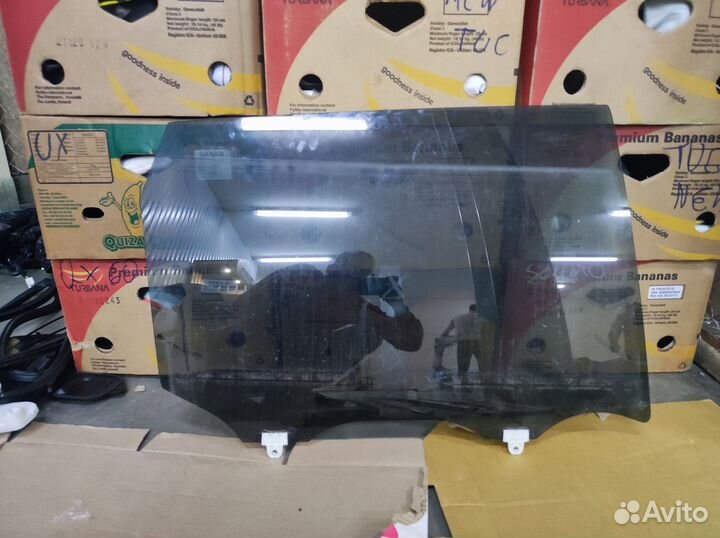 Стекло задней двери Nissan X-Trail T32