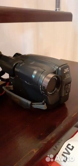 Видеокамеру