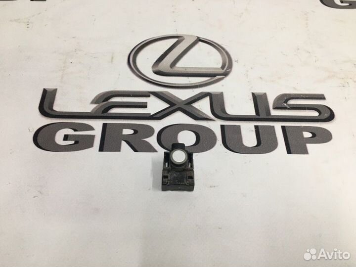 Датчик парковки Lexus Nx300H AYZ15L 2arfxe 2017