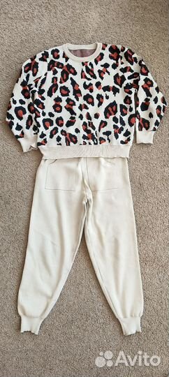 Костюмы р-р S (42-44)