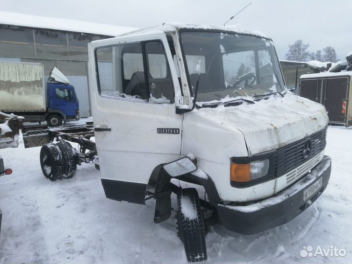 Разборка мерседес 609 D