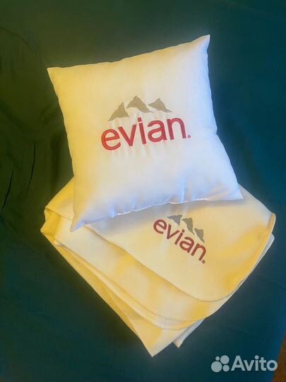 Плед и подушка Эвиан