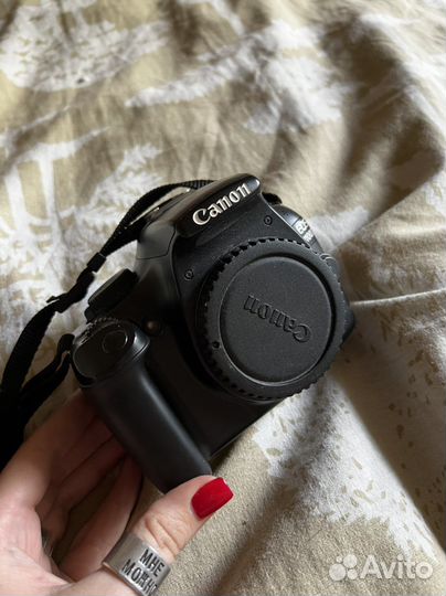 Зеркальный фотоаппарат canon 1100d