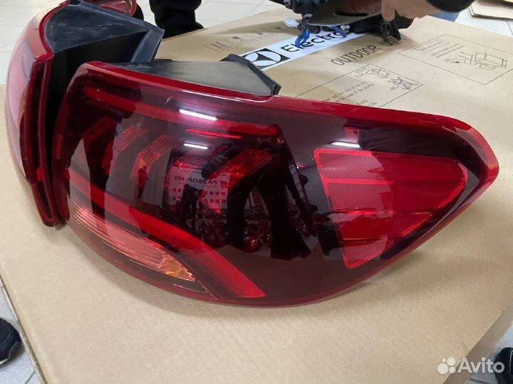 Фонарь задний правый Kia Sorento Prime UM LED