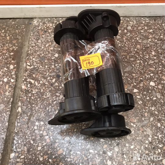 Мебельные ножки и колесики в ассортименте