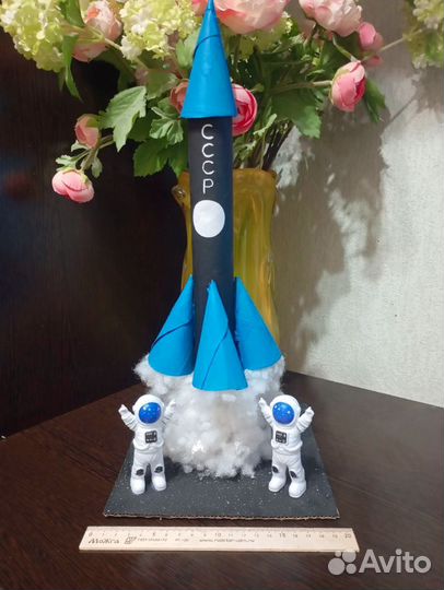 Поделка на день космонавтики