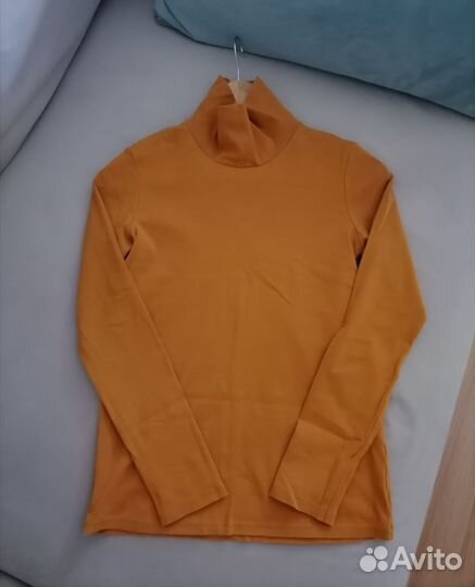 Водолазка uniqlo