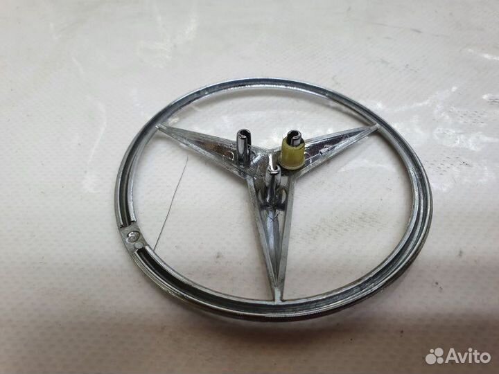 Эмблема задняя Mercedes-Benz C W204 6.3 2009