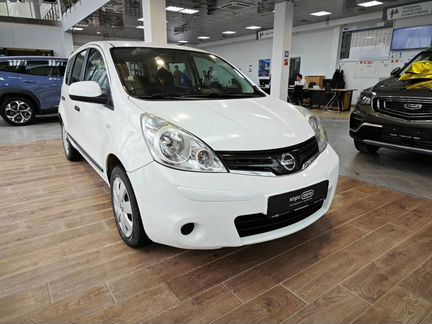 Nissan Note 1.6 AT, 2013, 140 510 км