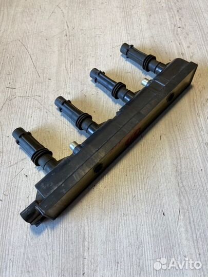 Катушка зажигания Opel Meriva B A14XER 2012