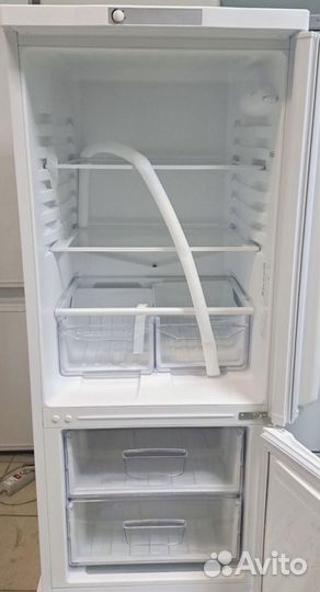 Новый холодильник Indesit
