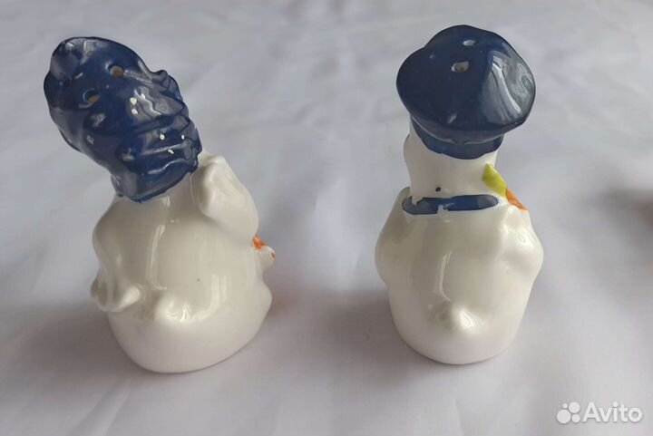 Солонка и перечница на подставке набор