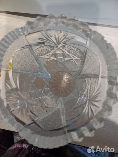 Ваза хрустальная