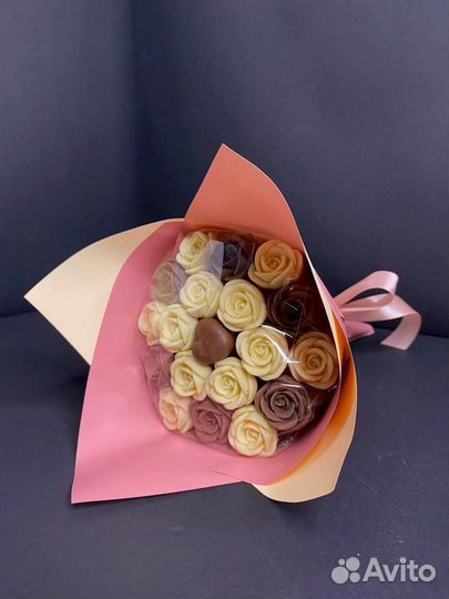 Розы из Бельгийского Шоколада - 19 шт в Букете