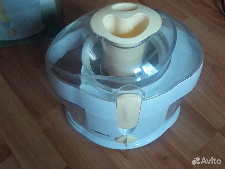 Соковыжималка TronyLP01255