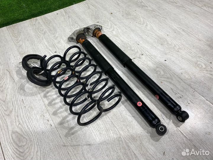 Амортизатор задний Mazda 3 BL 2.0 PE-VPS 2012