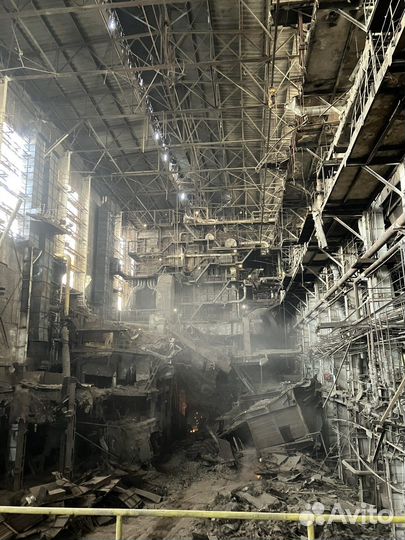 Газорезчик металлолома