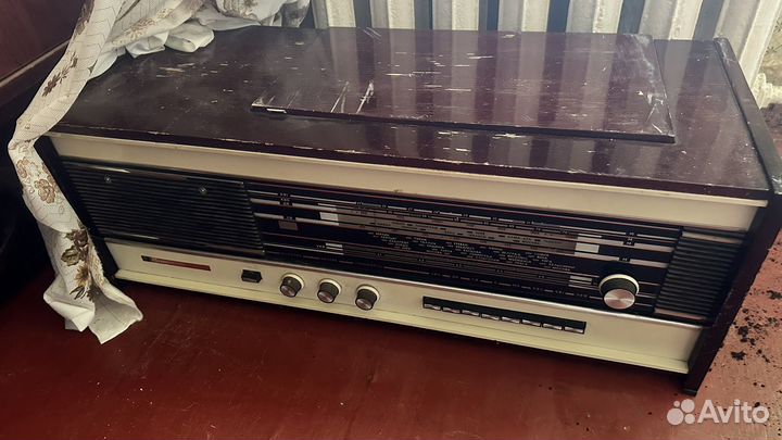 Радиола кантата 204