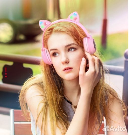 Беспроводные наушники с ушами