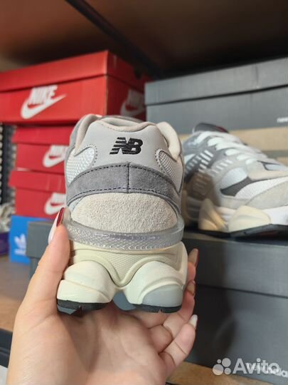 Хит мужских Кроссовок New Balance 9060