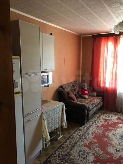 Комната 12 м² в 8-к., 6/9 эт.