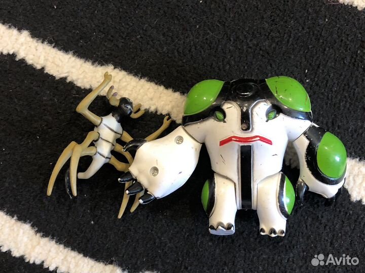 Различные фигурки из мульт сериалов