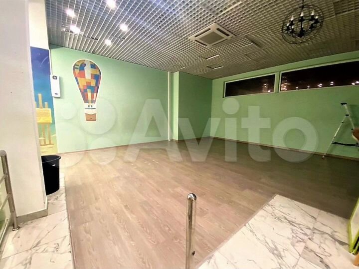 Помещение свободного назначения в ТЦ Взлет, 63 м²