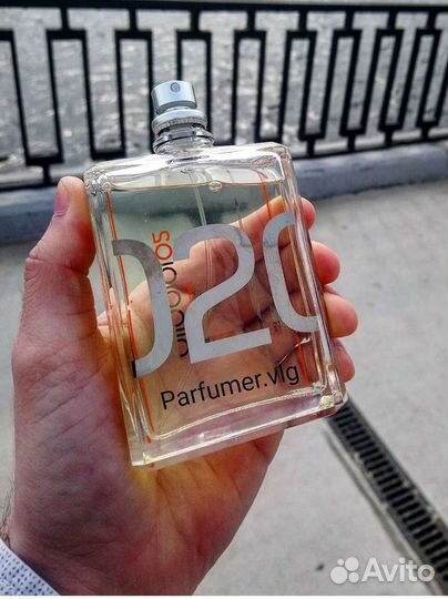 Escentric Molecules Escentric 02, Escentric 05