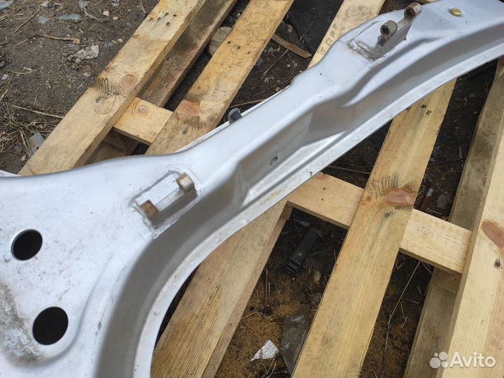 Стойка кузовная центральная левая Opel Astra H