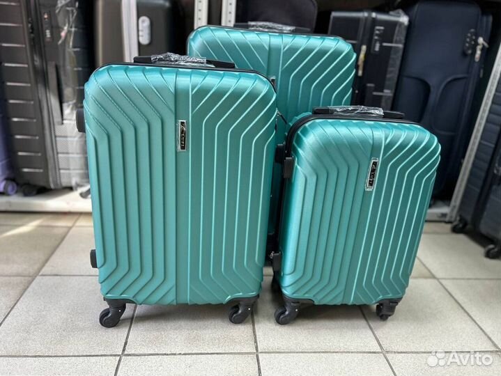 Чемодан ручная кладь 55 40 25
